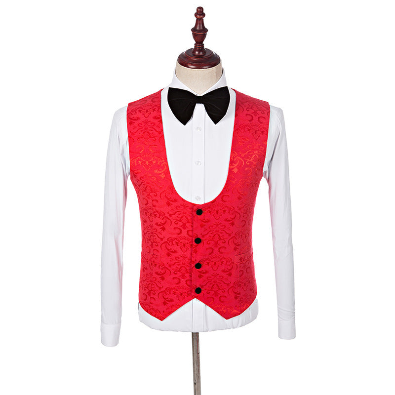 Red Men's Business Suit