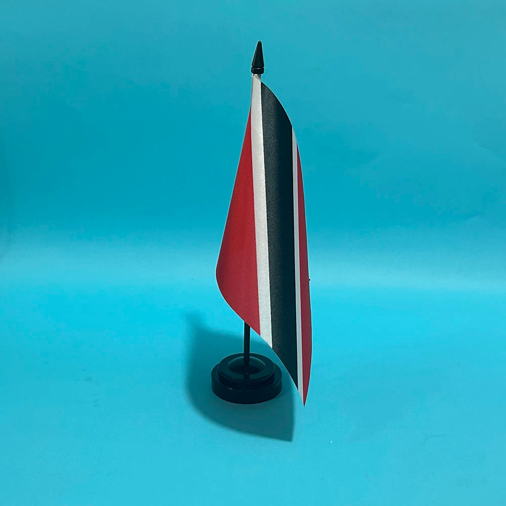(SKY FLAG)Office Desk Flag Of Trinidad and Tobago flag 14x21cm polyester Trinidad and Tobago National Flag Desk Ornaments Flags